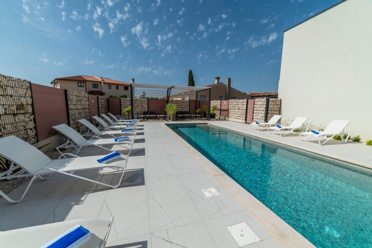 PUY Pinna Residence - Tonna מראה חיצוני תמונה