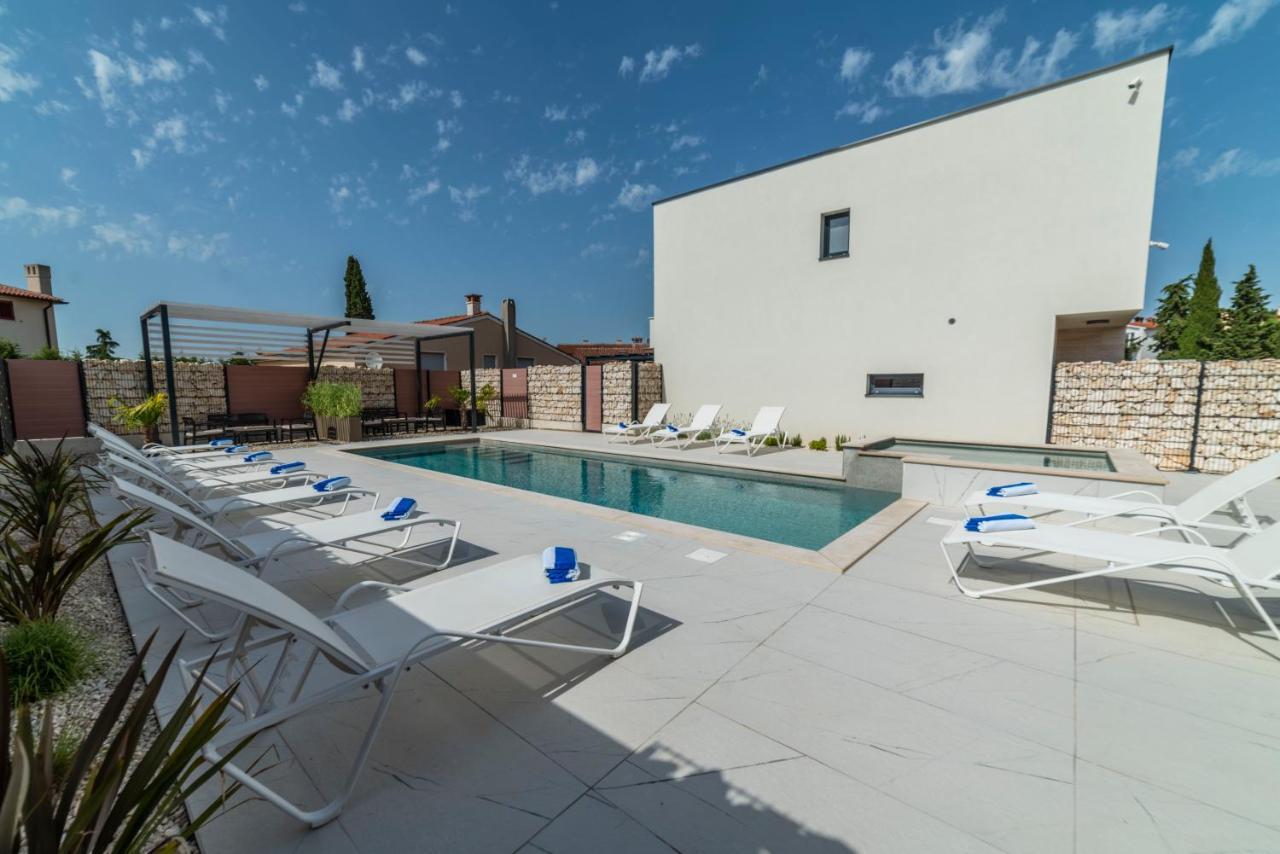 PUY Pinna Residence - Tonna מראה חיצוני תמונה
