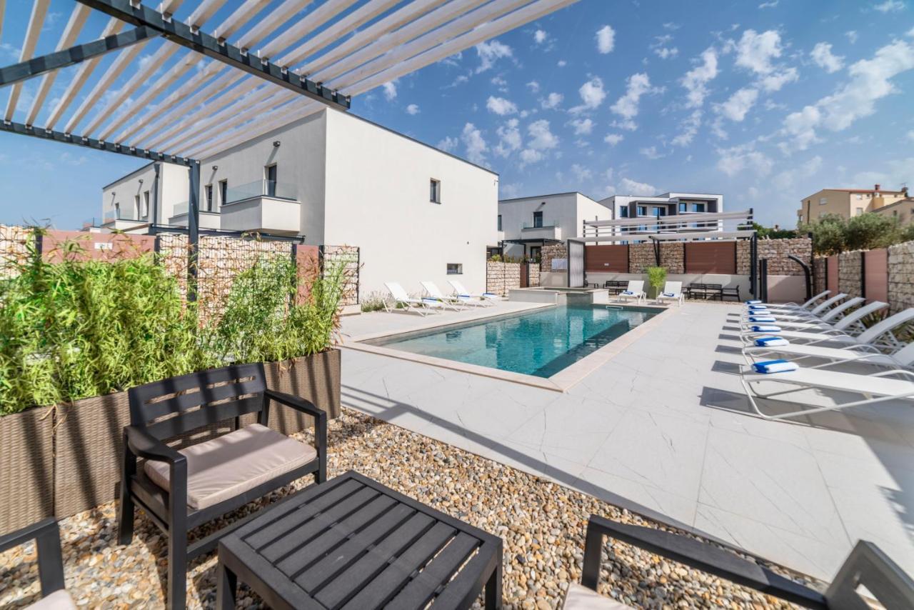 PUY Pinna Residence - Tonna מראה חיצוני תמונה