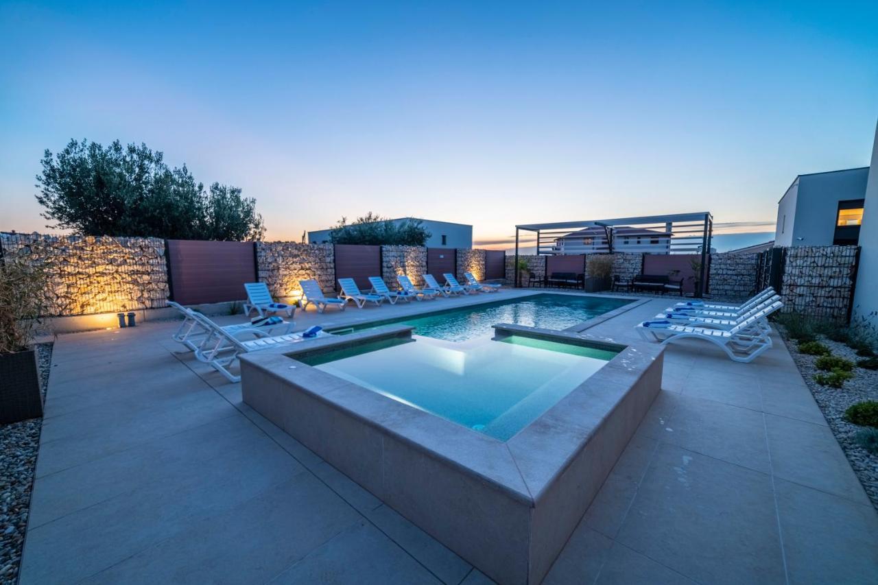 PUY Pinna Residence - Tonna מראה חיצוני תמונה