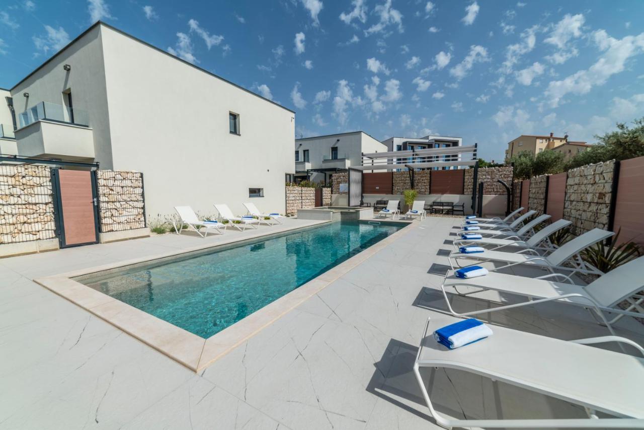 PUY Pinna Residence - Tonna מראה חיצוני תמונה