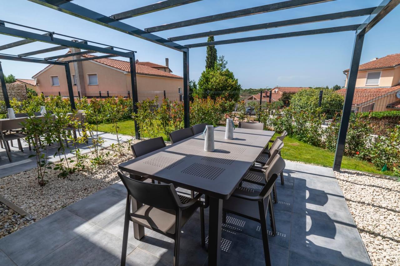 PUY Pinna Residence - Tonna מראה חיצוני תמונה